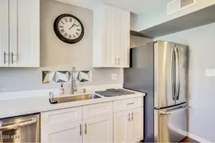 8638 E Palm Ln, Scottsdale, AZ 85257 - Photo 10