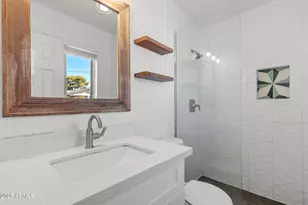 8638 E Palm Ln, Scottsdale, AZ 85257 - Photo 18