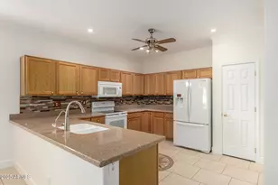 1410 E County Down Dr, Chandler, AZ 85249 - Photo 8