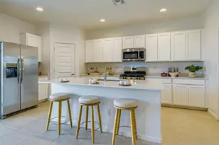 9646 W Verde Ln, Phoenix, AZ 85037 - Photo 4