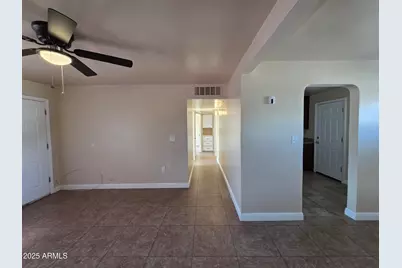 2144 E Corona Avenue, Phoenix, AZ 85040 - Photo 6