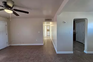 2144 E Corona Ave, Phoenix, AZ 85040 - Photo 6