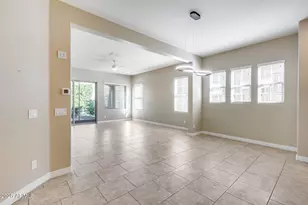 4630 E Navigator Ln, Phoenix, AZ 85050 - Photo 12