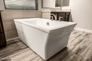 7588 S Peppertree Dr, Gilbert, AZ 85298 - Photo 44