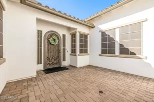 7588 S Peppertree Dr, Gilbert, AZ 85298 - Photo 14