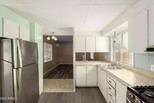 10401 N Cave Creek Rd, Phoenix, AZ 85020 - Photo 10