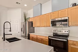 42424 N Gavilan Peak Pkwy, Anthem, AZ 85086 - Photo 10