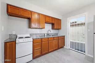 1202 N 49th Pl, Phoenix, AZ 85008 - Photo 10