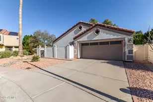 18825 N 67th Dr, Glendale, AZ 85308 - Photo 2