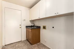 431 W Calle De Caballos St, Tempe, AZ 85284 - Photo 34