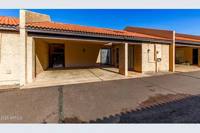 3033 N 37th Street #9, Phoenix, AZ 85018 - Photo 2