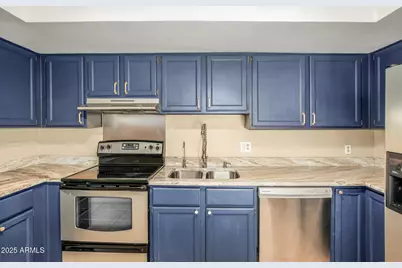 3033 N 37th Street #9, Phoenix, AZ 85018 - Photo 12