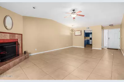 3033 N 37th Street #9, Phoenix, AZ 85018 - Photo 6