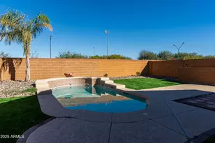 26244 W Wahalla Ln, Buckeye, AZ 85396 - Photo 12