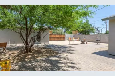 1514 W Bethany Home Road, Phoenix, AZ 85015 - Photo 2