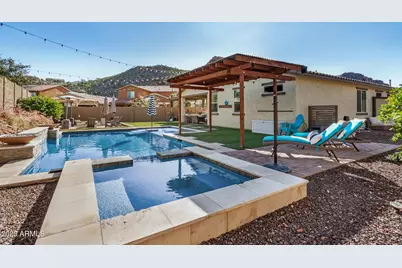 10328 W Alyssa Lane, Peoria, AZ 85383 - Photo 2