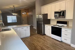 1052 N Hudson Pl, Chandler, AZ 85225 - Photo 8