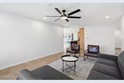 233 E Huntington Drive, Tempe, AZ 85282 - Photo 6