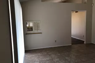 5533 W Cholla St, Glendale, AZ 85304 - Photo 4