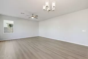 6568 N 15th Dr, Phoenix, AZ 85015 - Photo 6