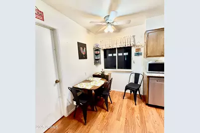 11019 W Santa Fe Drive, Sun City, AZ 85351 - Photo 6