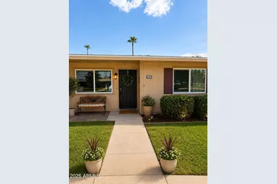 11019 W Santa Fe Drive, Sun City, AZ 85351 - Photo 2
