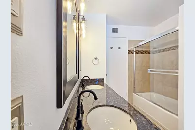 4623 W Echo Lane, Glendale, AZ 85302 - Photo 16