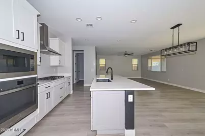 17663 W Straight Arrow Lane, Surprise, AZ 85387 - Photo 12