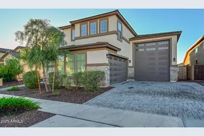 17663 W Straight Arrow Lane, Surprise, AZ 85387 - Photo 2
