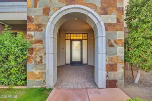 2 Biltmore Estate, Phoenix, AZ 85016 - Photo 32
