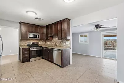 2125 E Sweetwater Avenue, Phoenix, AZ 85022 - Photo 6