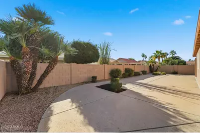 10545 E Halley Drive, Sun Lakes, AZ 85248 - Photo 32