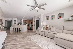 613 E Navajo Trail, San Tan Valley, AZ 85143 - Photo 18