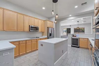 2925 W Donatello Drive, Phoenix, AZ 85086 - Photo 28