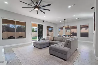 2925 W Donatello Drive, Phoenix, AZ 85086 - Photo 18