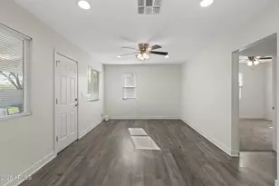 402 W Wier Ave, Phoenix, AZ 85041 - Photo 8