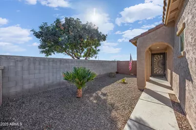 18557 W Pueblo Avenue, Goodyear, AZ 85338 - Photo 6