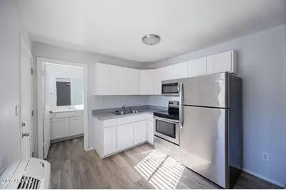 1026 E Pierce Street #B, Phoenix, AZ 85006 - Photo 10