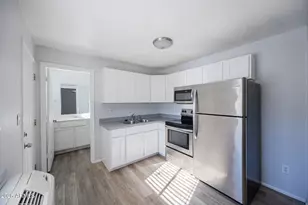 1026 E Pierce St, Phoenix, AZ 85006 - Photo 10