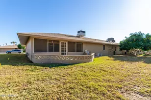 10427 W Roundelay Cir, Sun City, AZ 85351 - Photo 32