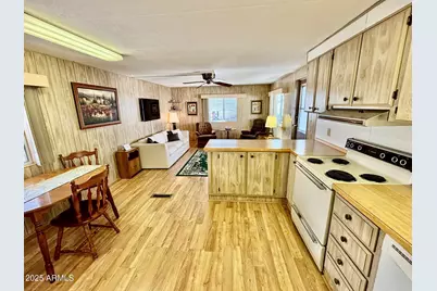 1050 E Broadway Ave -- #44, Apache Junction, AZ 85119 - Photo 10