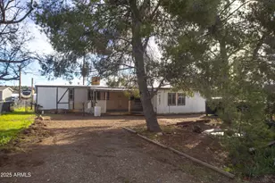 16071 S Yavapai Dr, Mayer, AZ 86333 - Photo 2