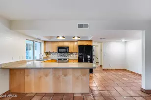 5350 E Hillery Dr, Scottsdale, AZ 85254 - Photo 22