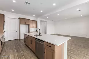 18146 W Watkins St, Goodyear, AZ 85338 - Photo 4