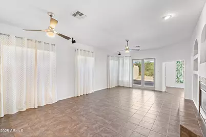 26843 N 65th Avenue, Phoenix, AZ 85083 - Photo 6