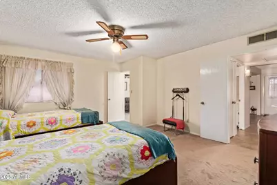 10442 W Harmont Drive, Peoria, AZ 85345 - Photo 16