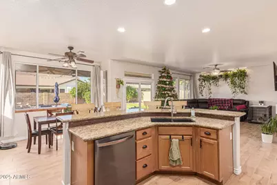 22428 N 78th Lane, Peoria, AZ 85383 - Photo 18