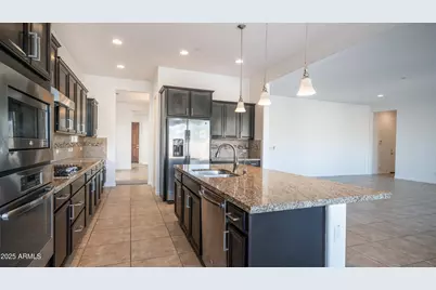 13778 W Jesse Red Drive, Peoria, AZ 85383 - Photo 18