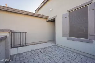 3417 W Alta Vista Rd, Phoenix, AZ 85041 - Photo 32