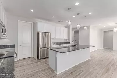 8010 W Atlantis Way, Phoenix, AZ 85043 - Photo 22